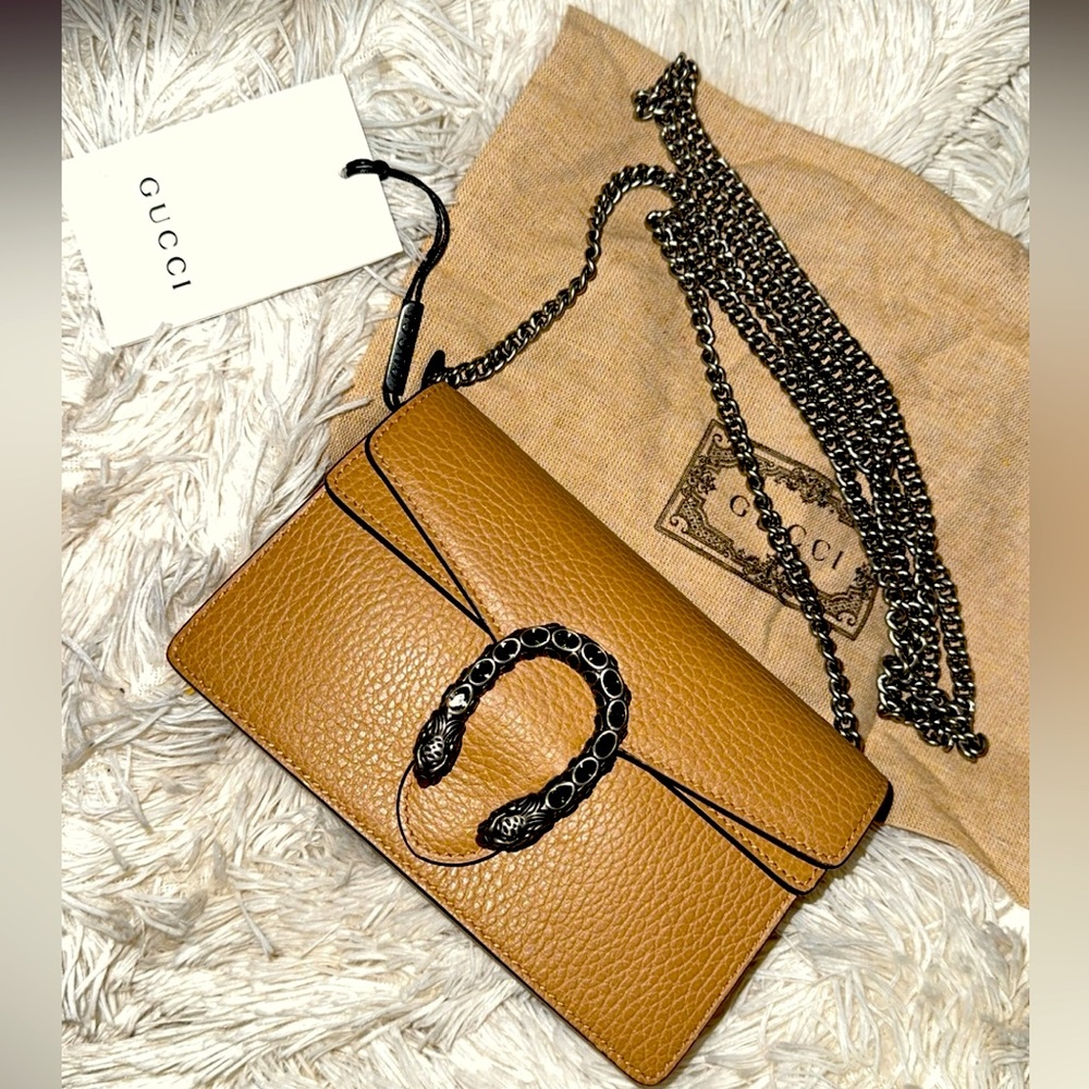 Gucci Dionysus super mini bag